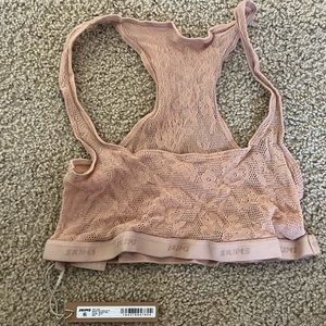 NWT.  Never worn.  SKIMS KNIT LACE SCOOP NECK BRALETTE, color Clay.